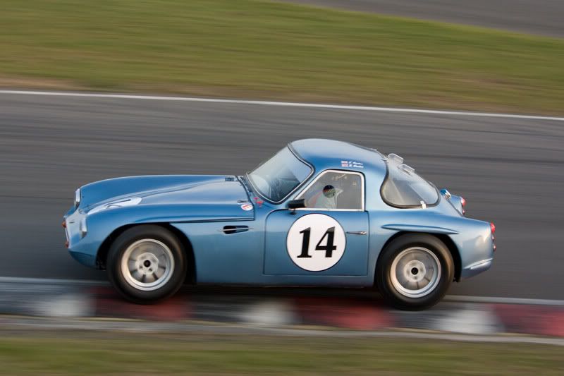 IMAGE: http://i484.photobucket.com/albums/rr203/BigAAC/5.jpg