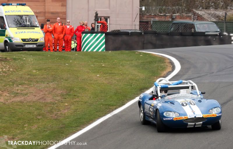 IMAGE: http://i484.photobucket.com/albums/rr203/BigAAC/IMG_9827.jpg