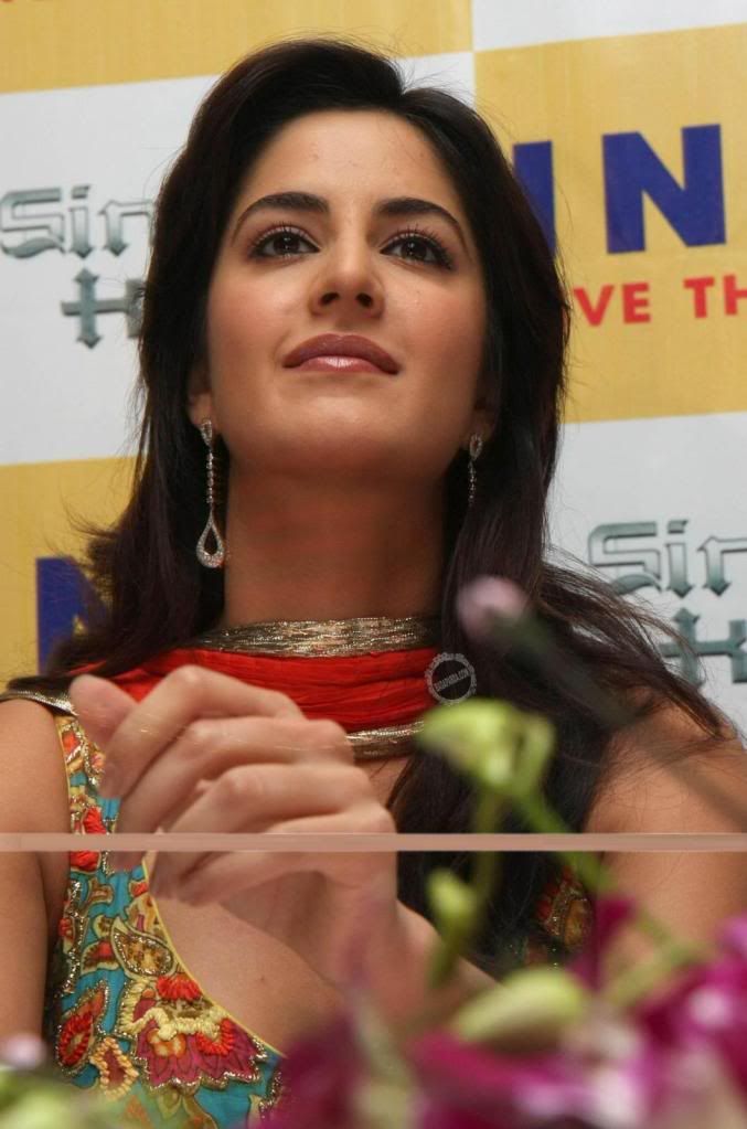 katrina kaif new wallpapers. Katrina Kaif New wallpapers,