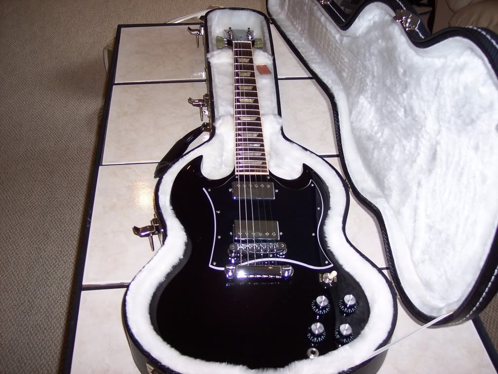 2011GibsonSGStd001.jpg