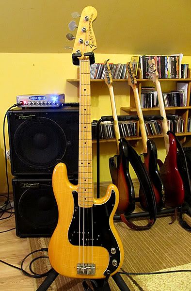 [Obrazek: fender-precision-75.jpg]