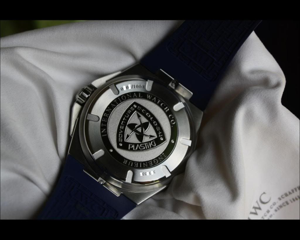 i484.photobucket.com/albums/rr210/Mat-Vill/IWC/AEback.jpg